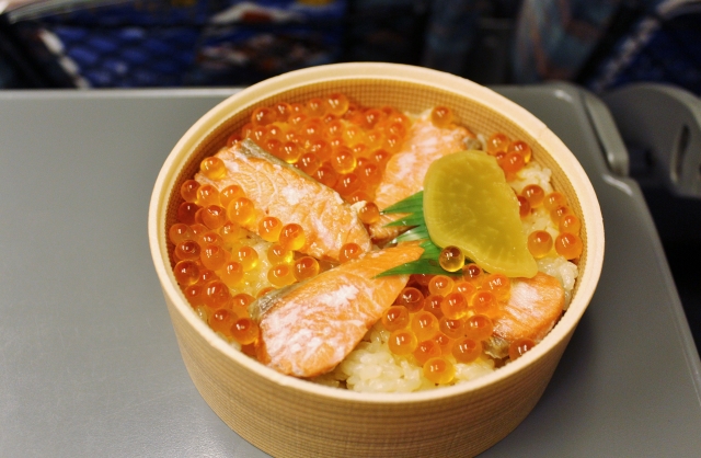 はらこ飯の駅弁