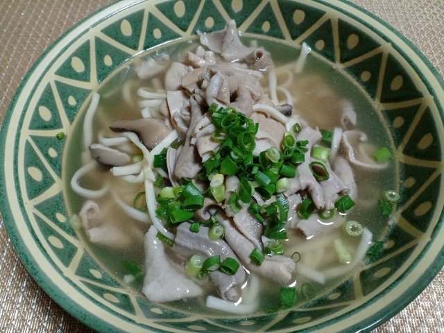 中味(なかみ)(豚モツ)そば