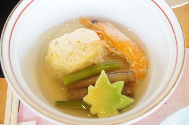あわ麩の煮物