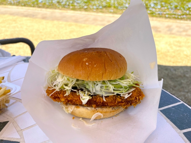 味噌カツバーガー
