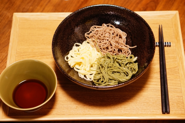 三色そば