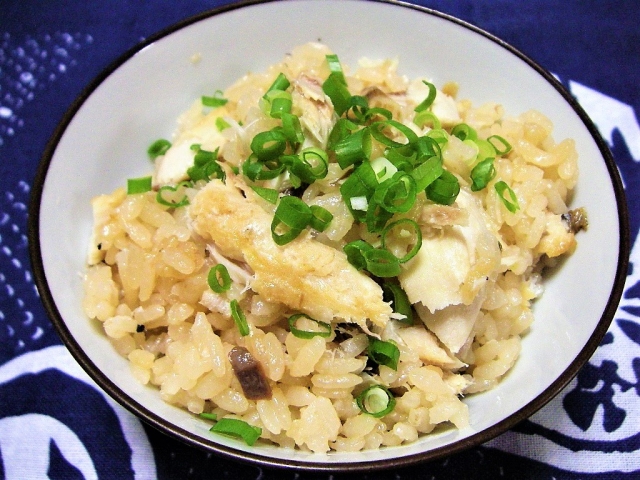 鯖の炊き込みご飯