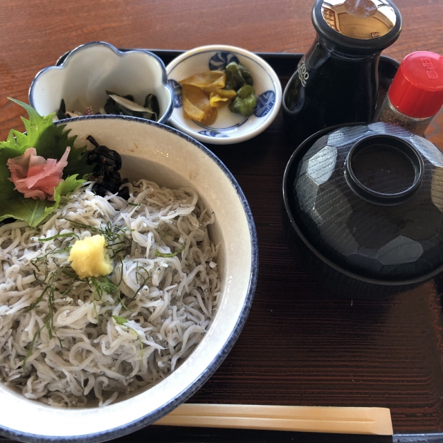 しらす丼定食