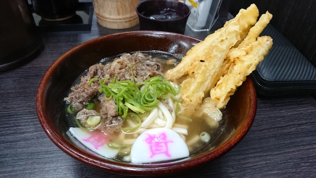 資さんうどんのごぼ天うどん